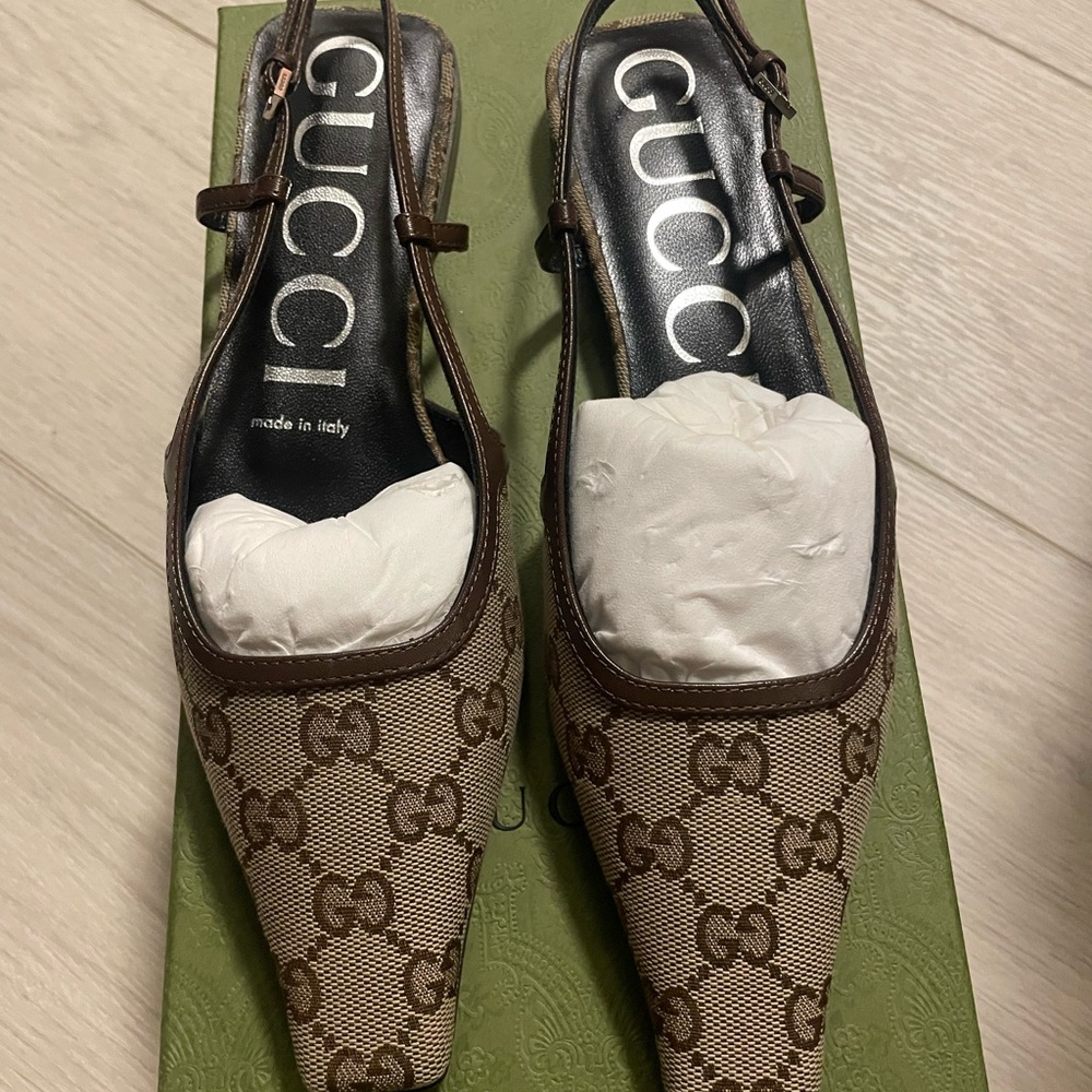 Gucci Logo Brown Slingback Flats Size 37